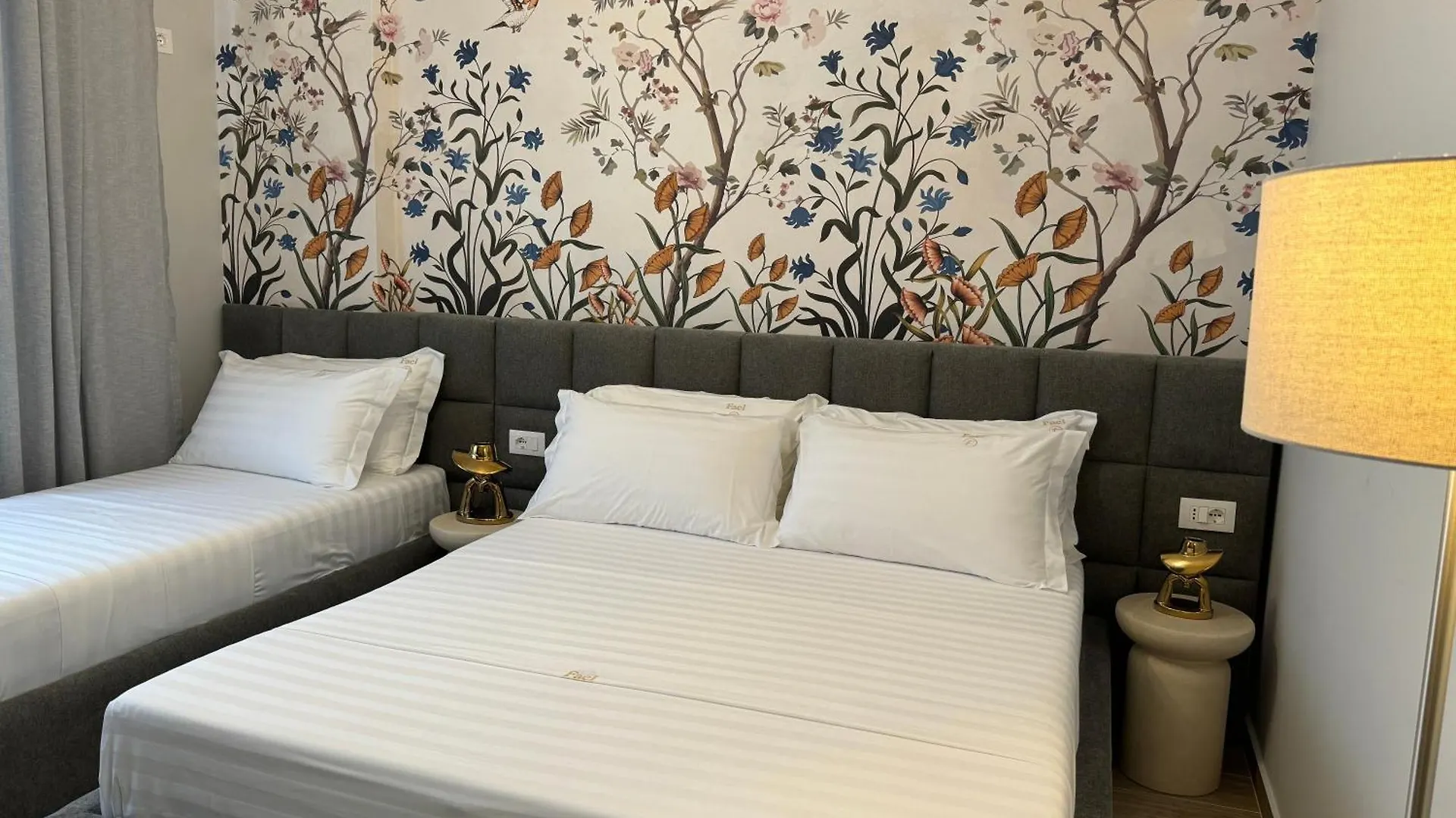 Fael First Luxury Apartments Lungomare Avlonya