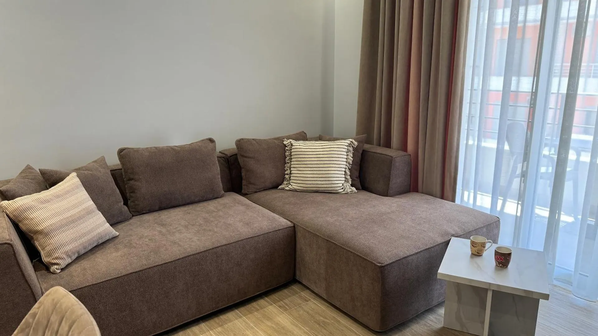 Fael First Luxury Apartments Lungomare Avlonya