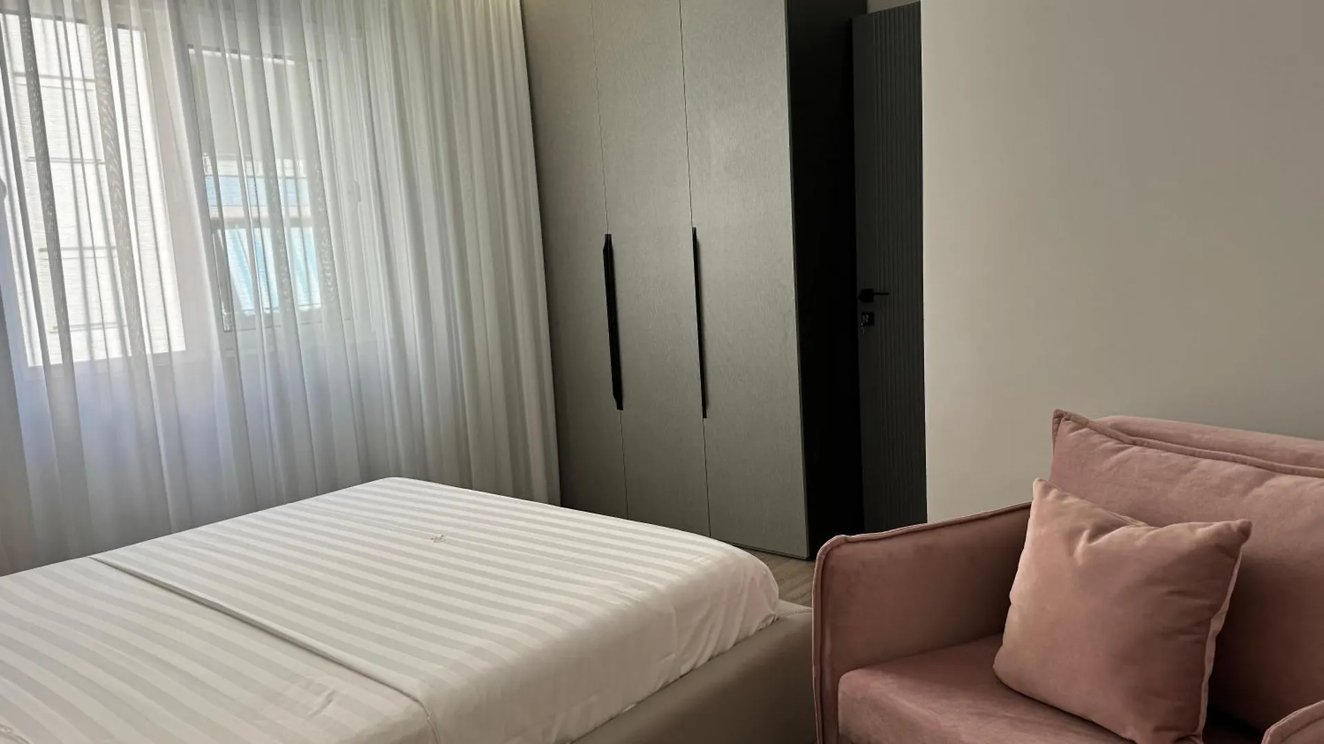 Fael First Luxury Apartments Lungomare Avlonya Arnavutluk