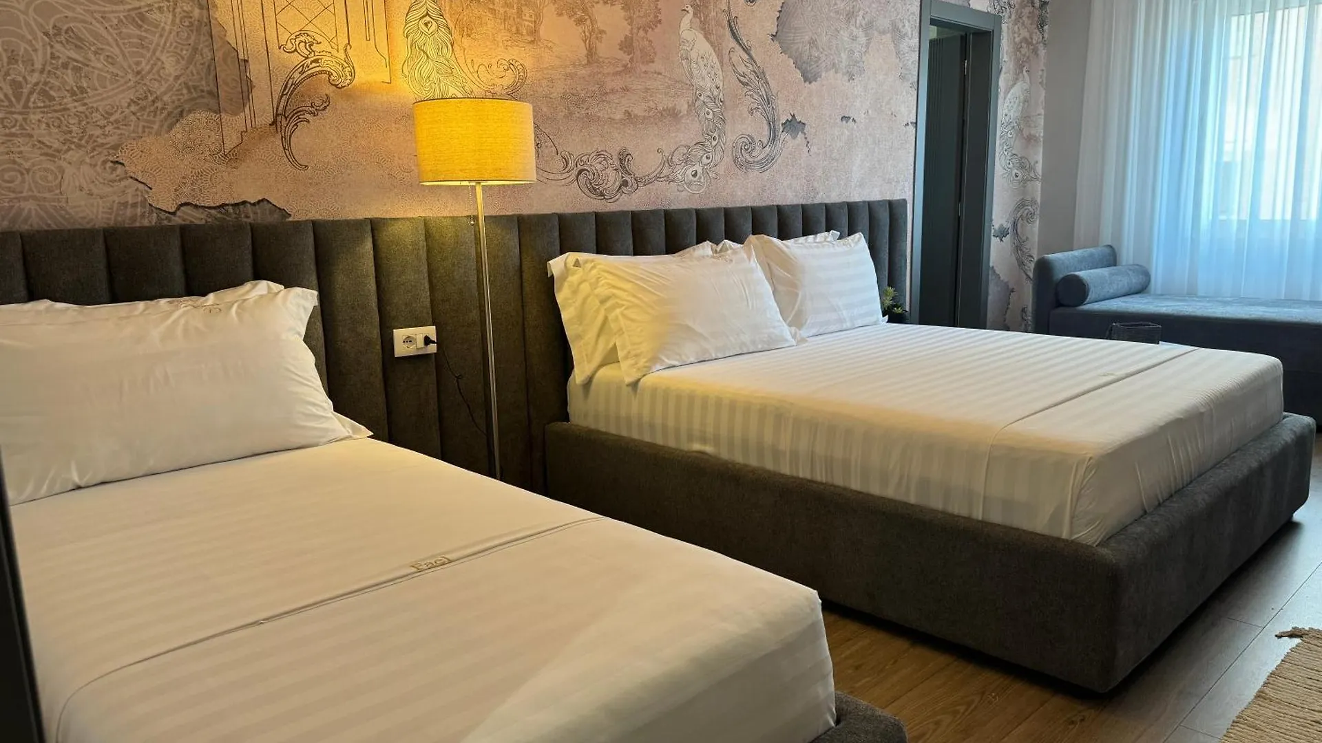 Fael First Luxury Apartments Lungomare Avlonya