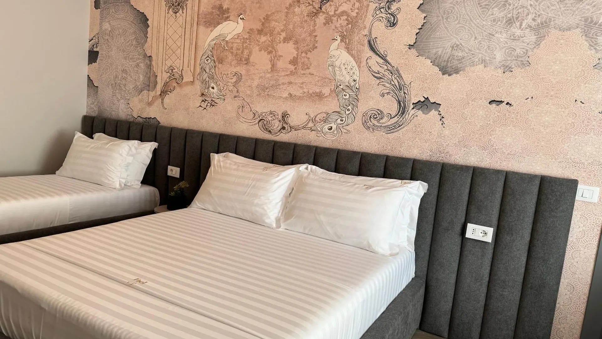 Fael First Luxury Apartments Lungomare Avlonya