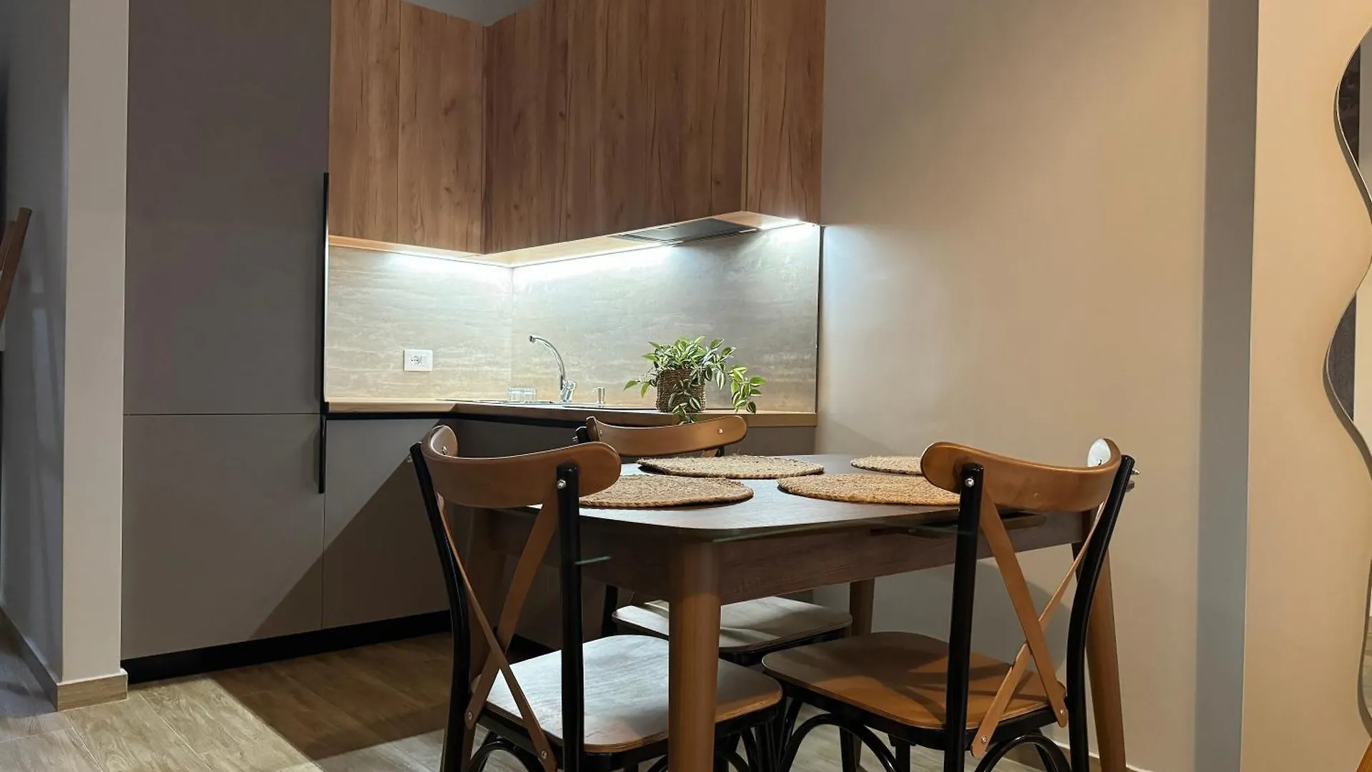 Fael First Luxury Apartments Lungomare Avlonya