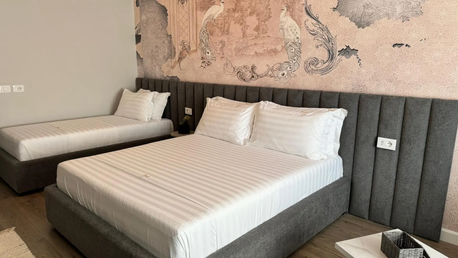 Fael First Luxury Apartments Lungomare Avlonya