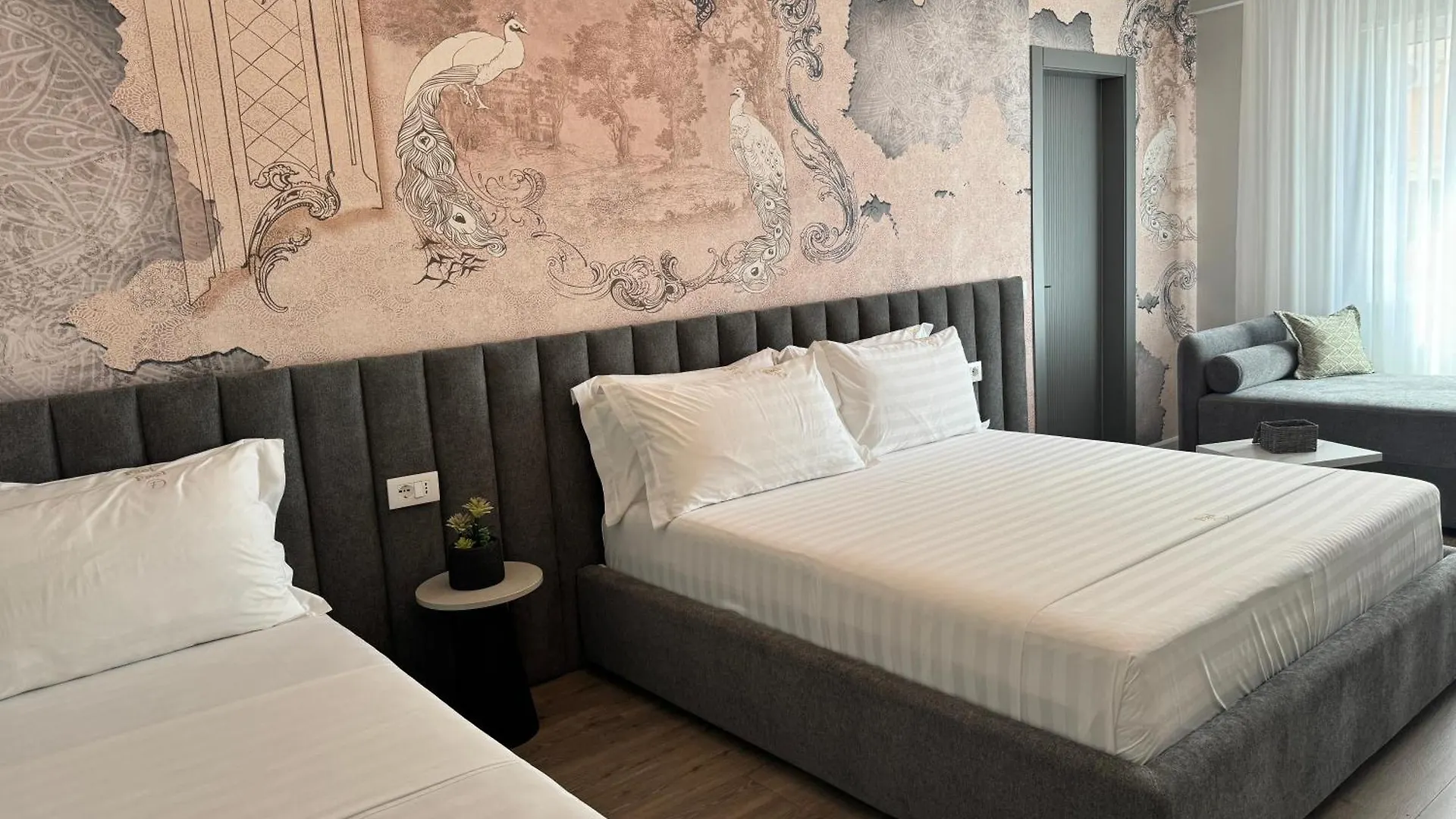 Fael First Luxury Apartments Lungomare Avlonya Arnavutluk